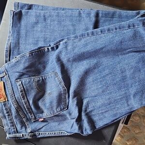 Levi 505 Straight Size 32 X 32